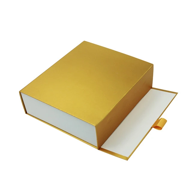 Kotak kado emas tilas kotak bungkusan kado