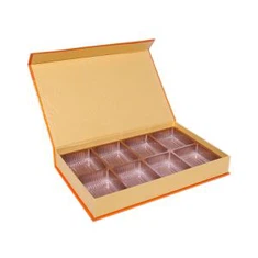 Kotak kado sareng divider